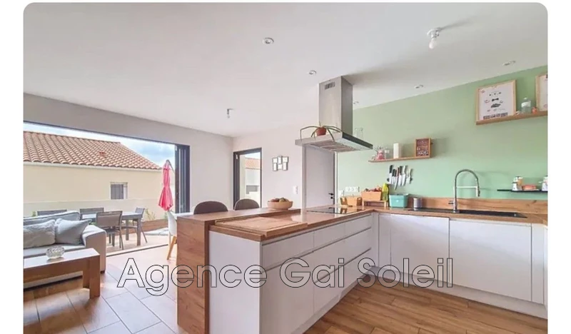 Location villa contemporaine Maraussan  