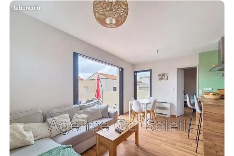 Location villa contemporaine Maraussan  