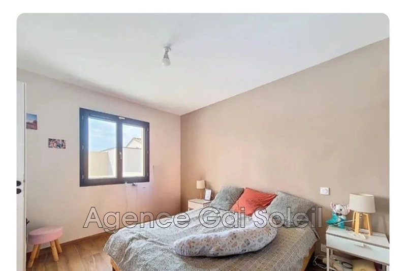 Location villa contemporaine Maraussan  