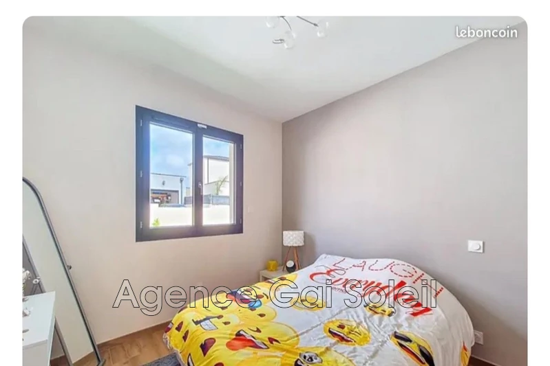 Location villa contemporaine Maraussan  