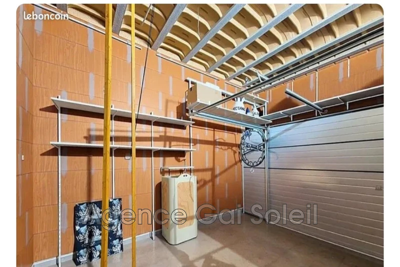 Location villa contemporaine Maraussan  