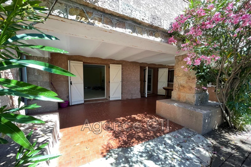 Location appartement Hyères  