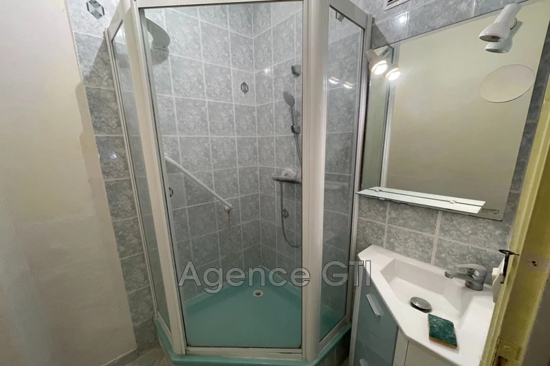 Location appartement Hyères  
