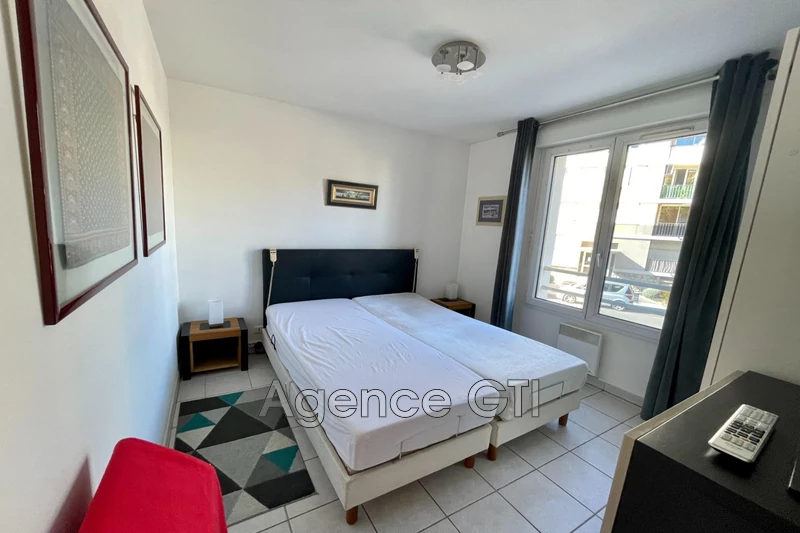 Location appartement Hyères  