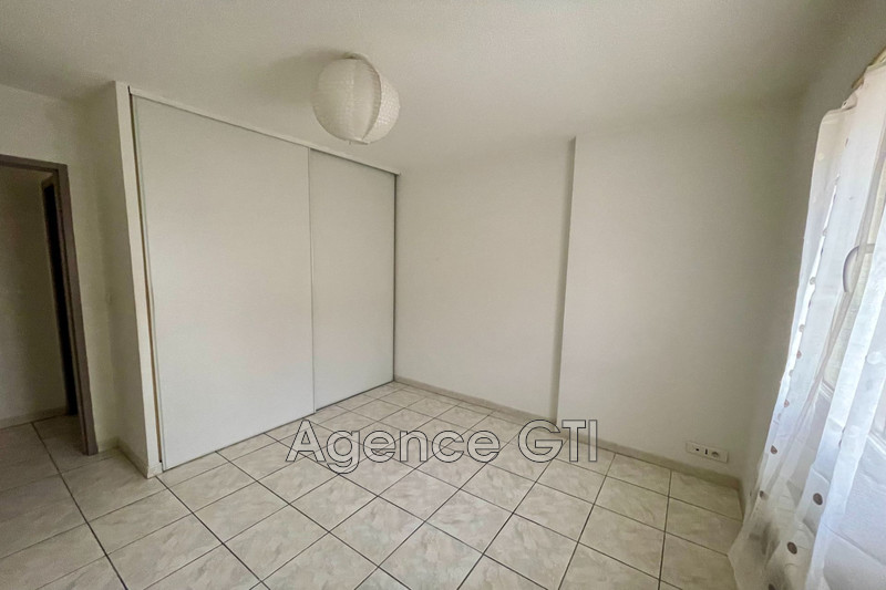 Photo n°7 - Location appartement Hyères 83400 - 977 €