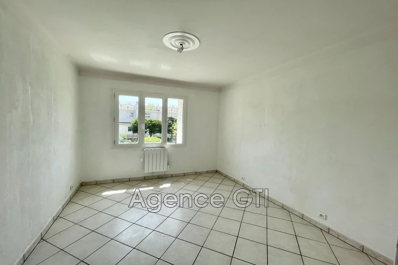 Location appartement Toulon  