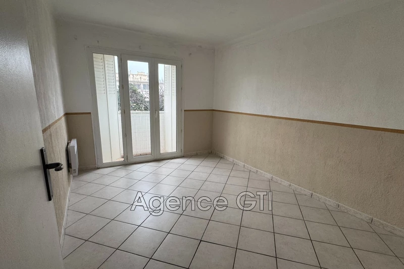Location appartement Toulon  