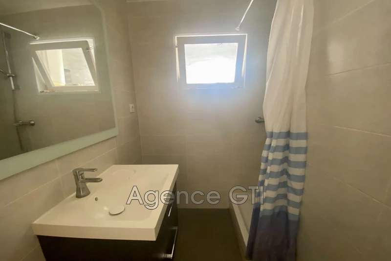 Location appartement Toulon  