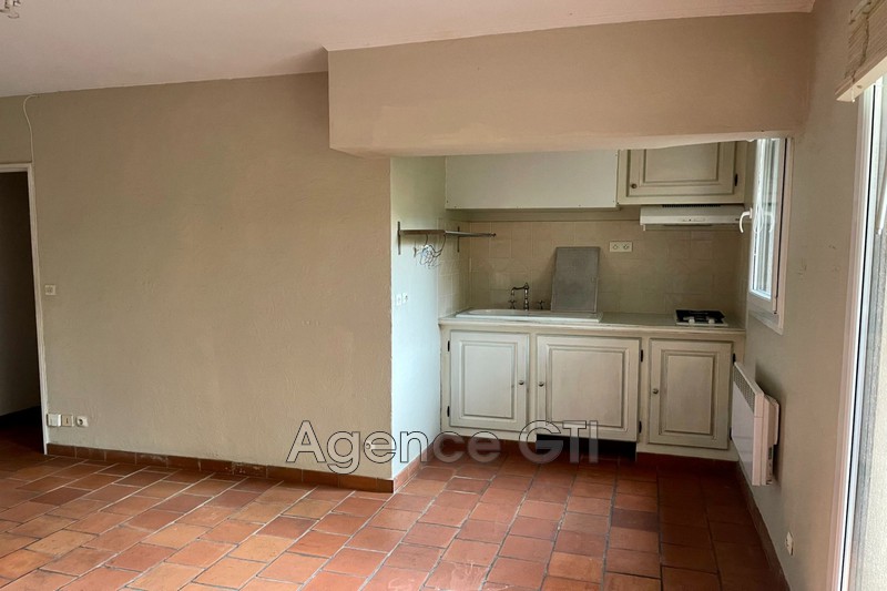 Photo n°5 - Location appartement Hyères 83400 - 500 €