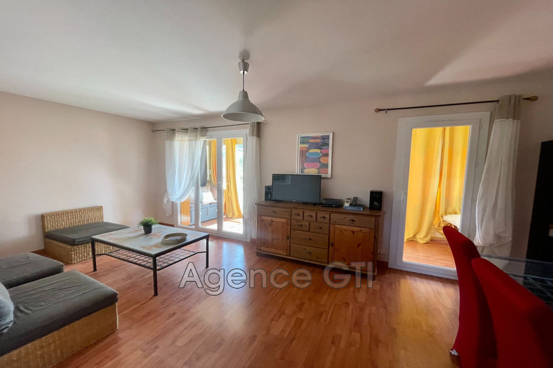 Photo n°3 - Location appartement Hyères 83400 - 800 €