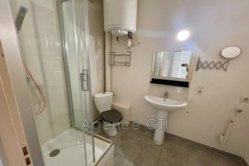Location appartement Toulon  