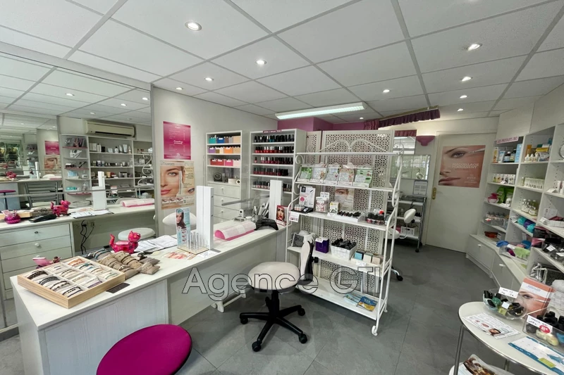 Photo n°2 - Commerce Hyères 83400 - 88 000 €