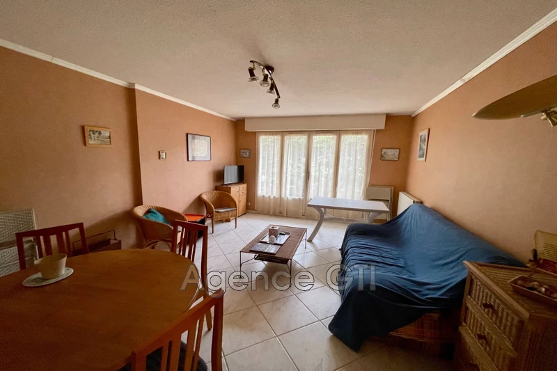 Vente appartement Hyères  