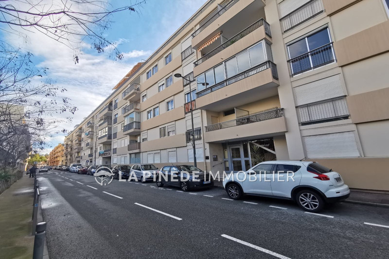 Location appartement Vallauris  