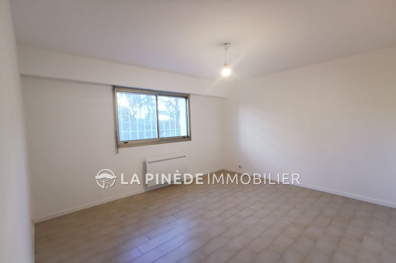 Location appartement Saint-Laurent-du-Var  