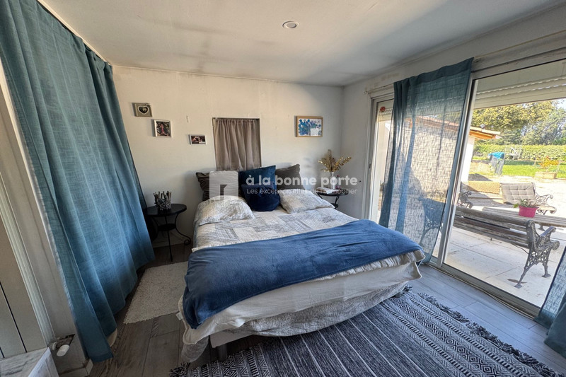 Vente villa contemporaine Le Puy-Sainte-Réparade  
