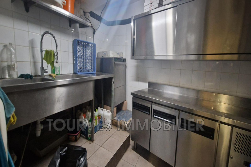 Professionnel  Tourves  
