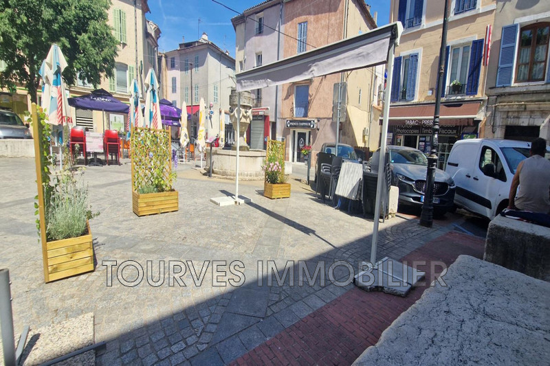 Professionnel  Tourves  