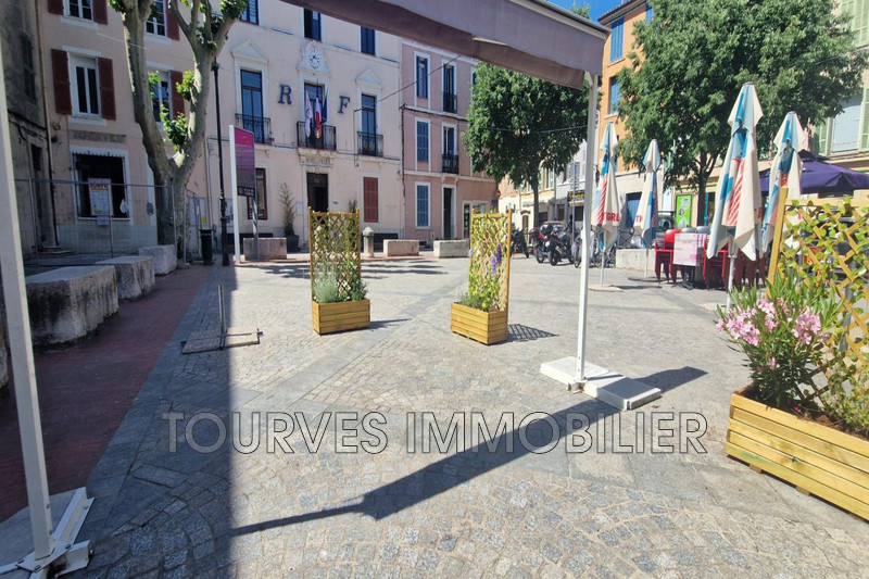 Professionnel  Tourves  