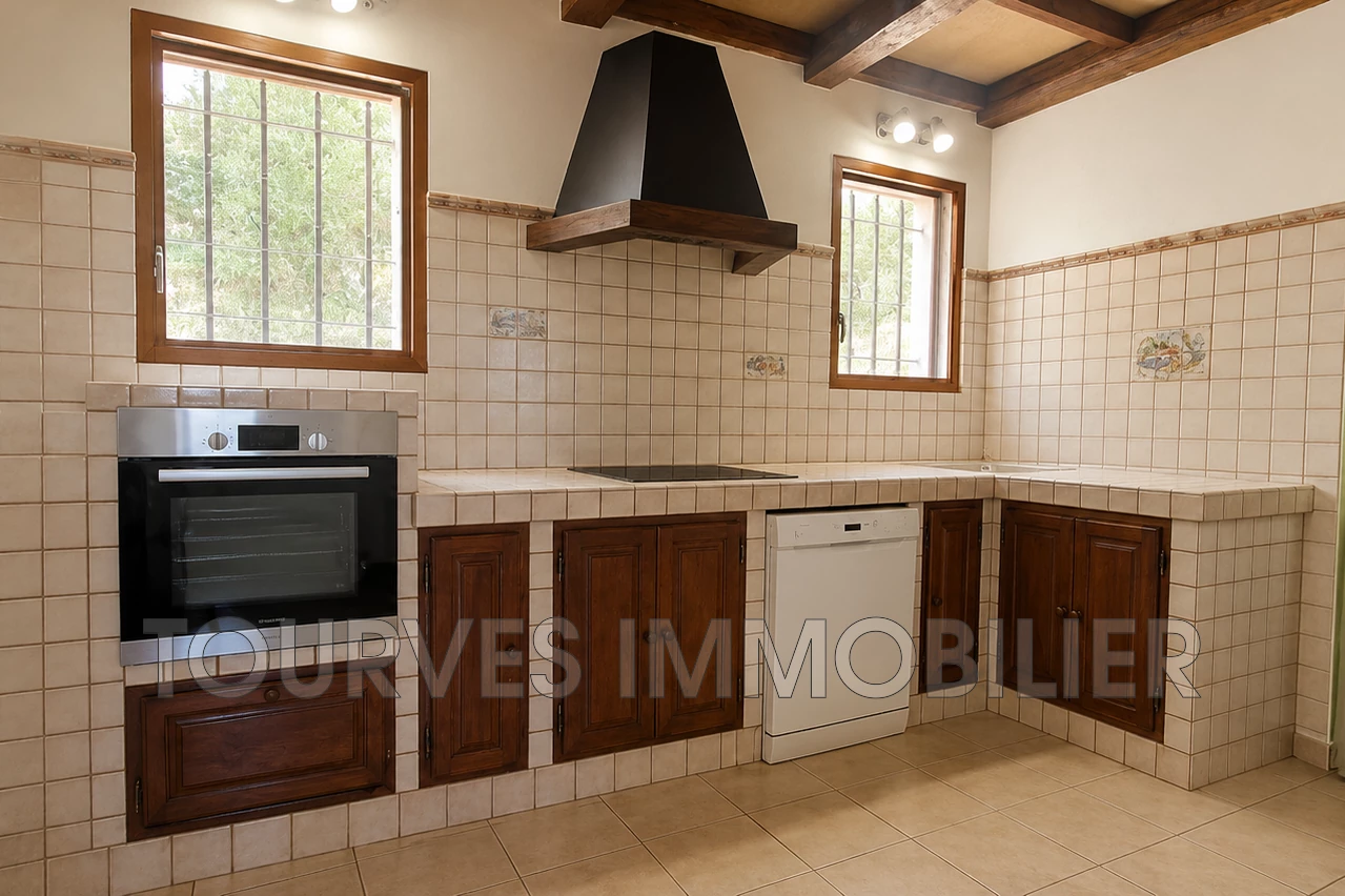Maison 5 pièces 127 m² · à Campagne · 127 m² · 385 000 €