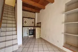Photos  Maison de village à vendre Sainte-Anastasie-sur-Issole 83136