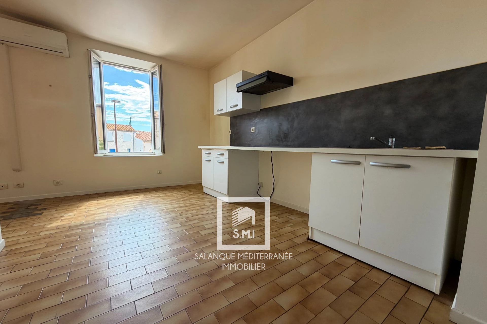 Appartement 1 pièce 38 m² · à Salses-le-Château · 38,2 m² · 430 €/mois