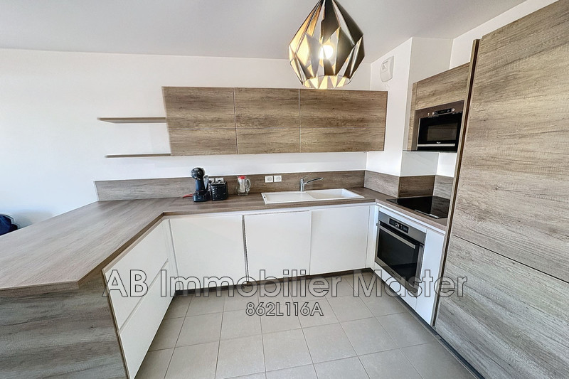Location appartement Vallauris  