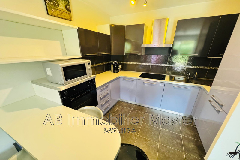 Location rez-de-jardin Antibes  