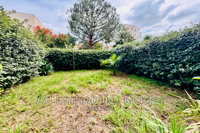 appartement  2 pièces  Antibes Résidentiel  45 m² -   