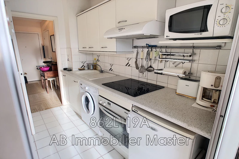 Location appartement Antibes  