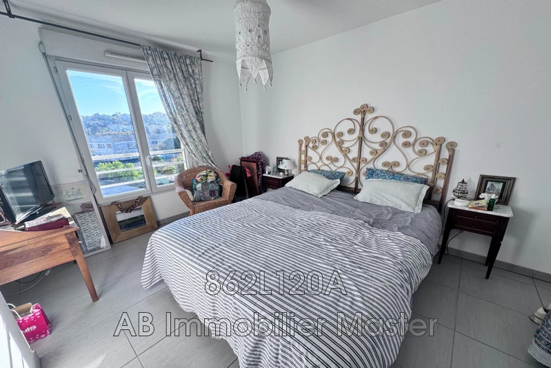 Location appartement Antibes  