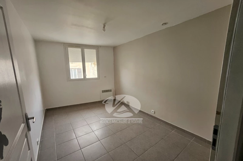 Location appartement Sauvian  
