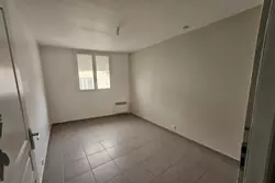 Location appartement Sauvian  