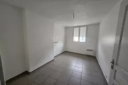 Location appartement Sauvian  