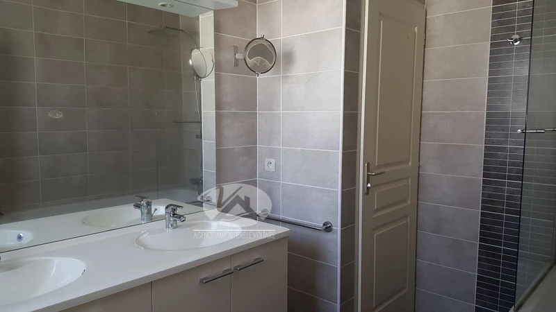 Location villa Villeneuve-lès-Béziers  