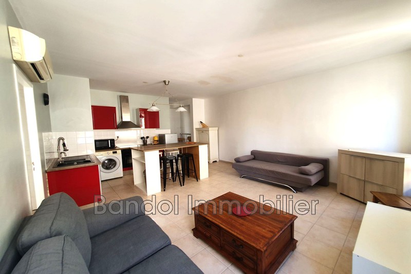 Photo n°1 - Vente appartement Bandol 83150 - 320 000 €