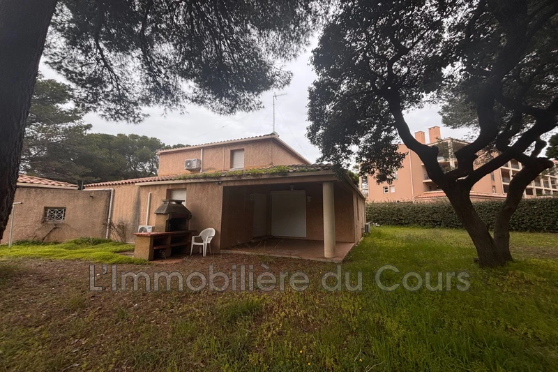Location saisonnière villa Istres  