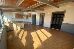 Location appartements/a louer/2 pièces Saint-Mitre-les-Remparts  