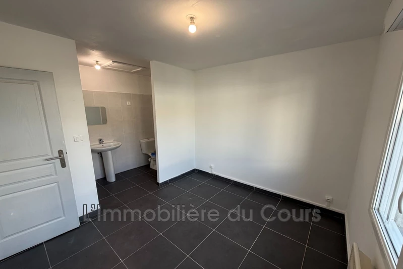 Location appartement Gignac-la-Nerthe  