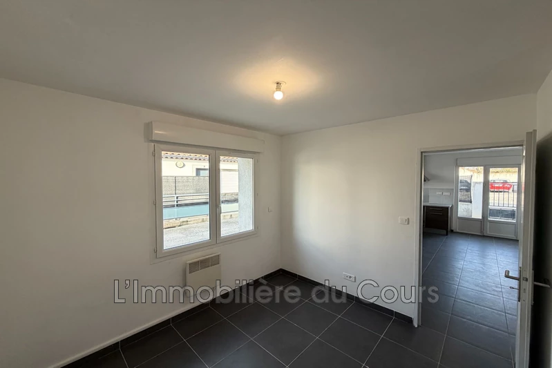 Location appartement Gignac-la-Nerthe  