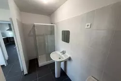 Location appartement Gignac-la-Nerthe  