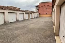 Location appartement Marignane  