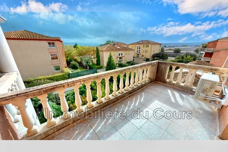 Location appartement Marignane  