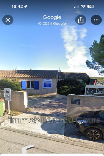 Professionnel local commercial Saint-Mitre-les-Remparts  