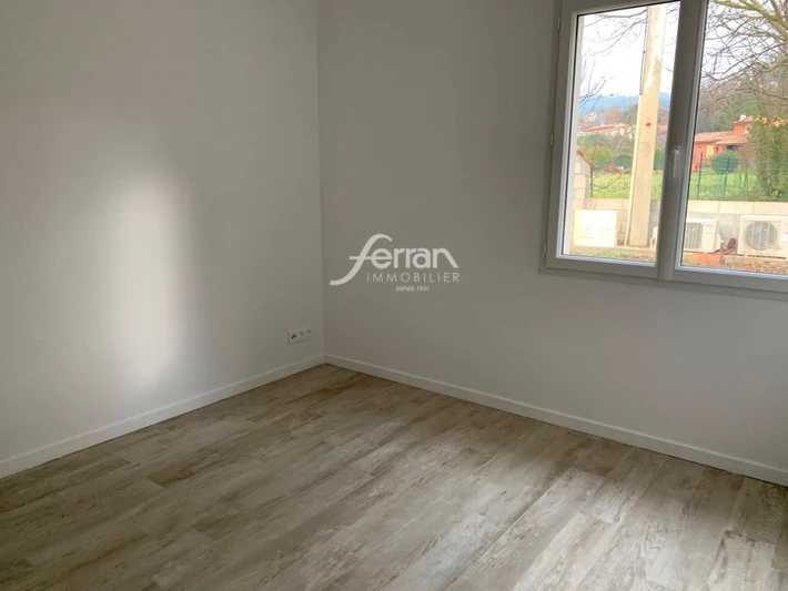 Location villa Entrecasteaux  