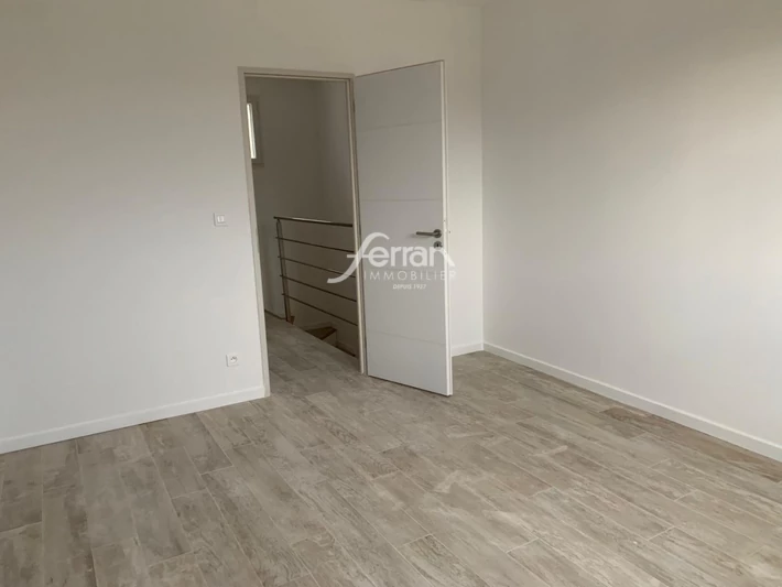 Location villa Entrecasteaux  