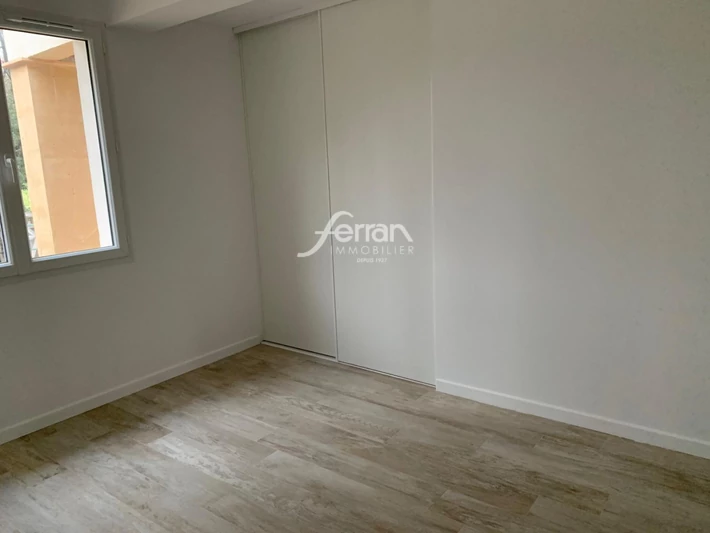 Location villa Entrecasteaux  