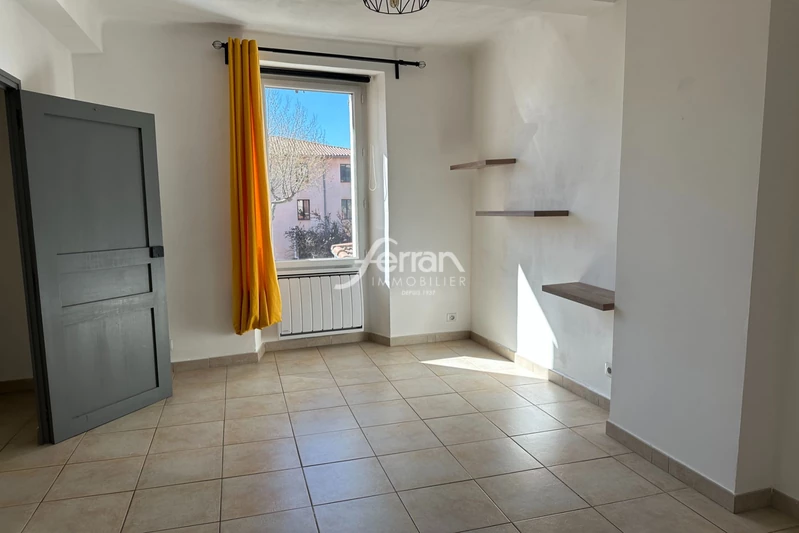 Location maison de ville Lorgues  