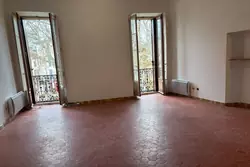 Photos Appartement Duplex à louer Salernes 83690