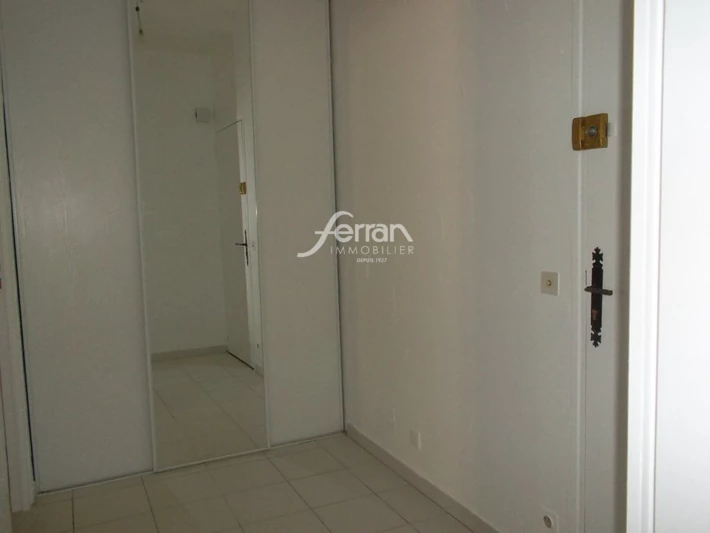 Location appartement Salernes  